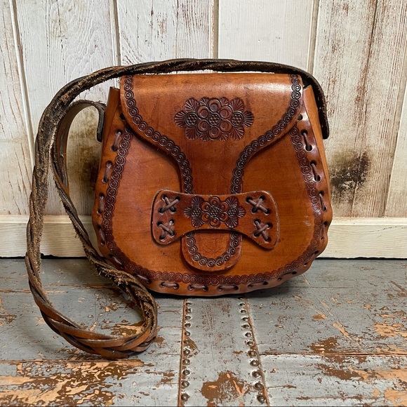 Vintage Handbags - Vintage Handmade Leather Purse